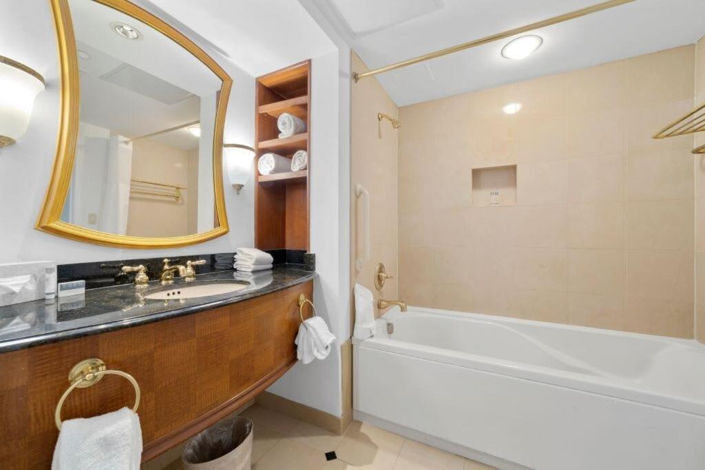 Sleep Six Cozysuites, 1Br 2Ba On The Boardwalk แอตแลนติกซิตี้ ภายนอก รูปภาพ